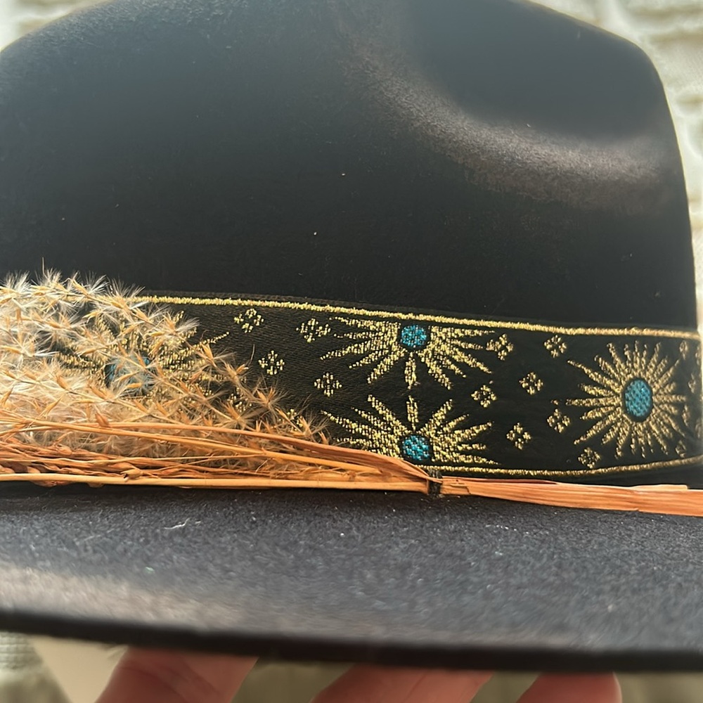 Custom hat- Lack of Color - Picture 4 of 8